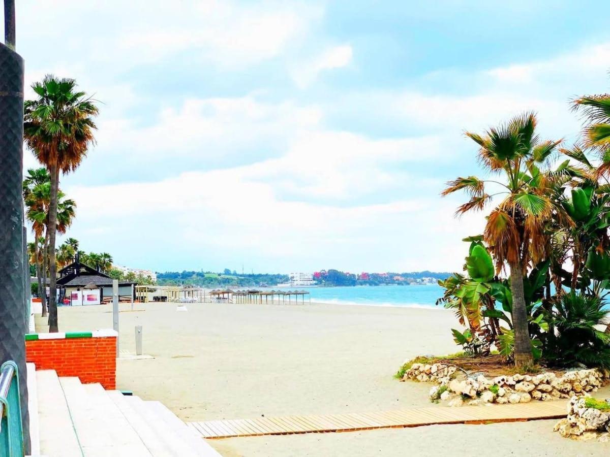 Espectacular Piso En Primera Linea De Playa Estepona Eksteriør billede